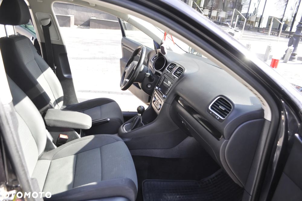 Volkswagen Golf - 13