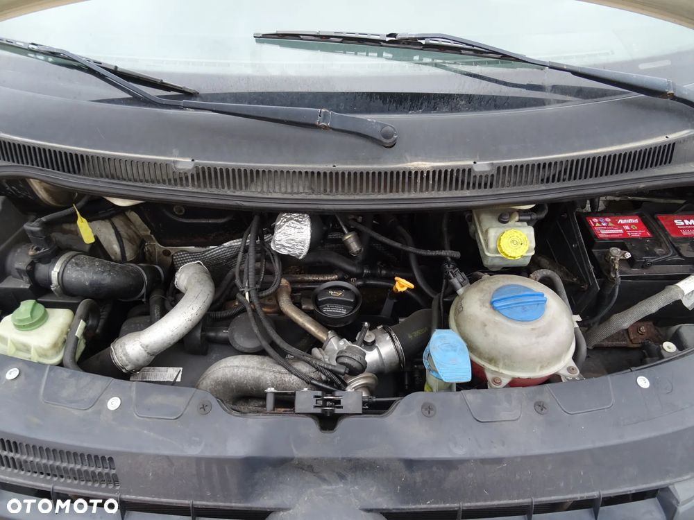 VW T5 części maska zderzak błotnik lampa silnik 2.5 - 10