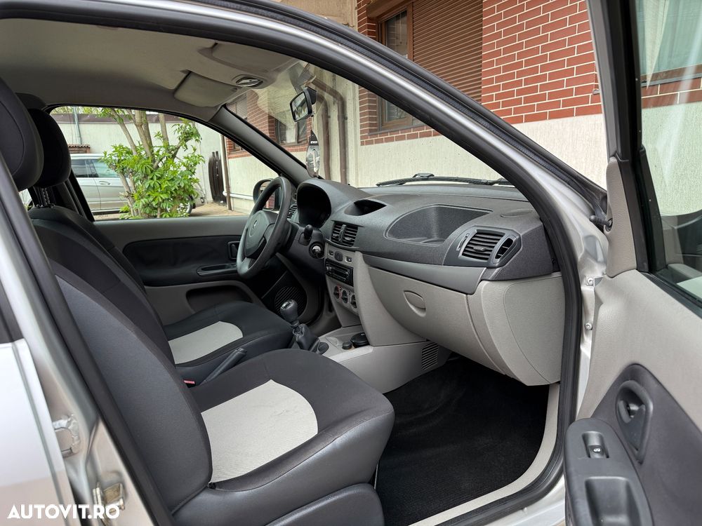 Renault Symbol 1.2 16V Authentique - 6