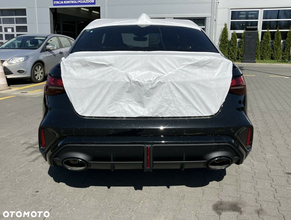 Audi RS3 Limousine - 7