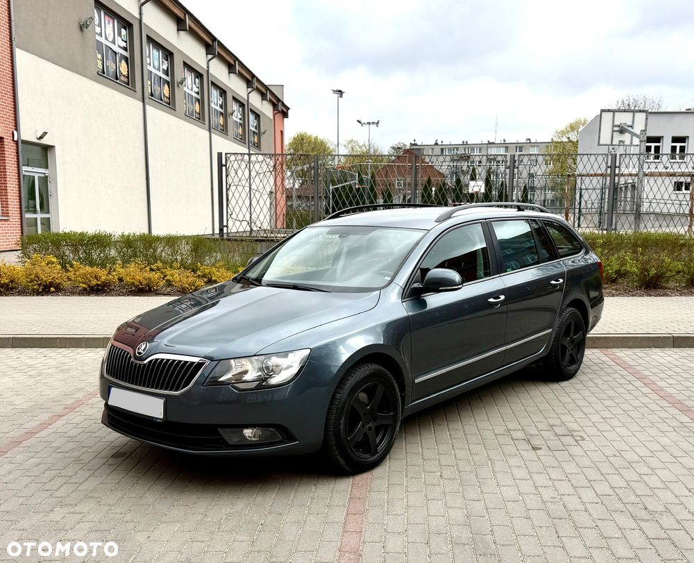 Skoda Superb 2.0 TDI 4x4 Ambition DSG - 1