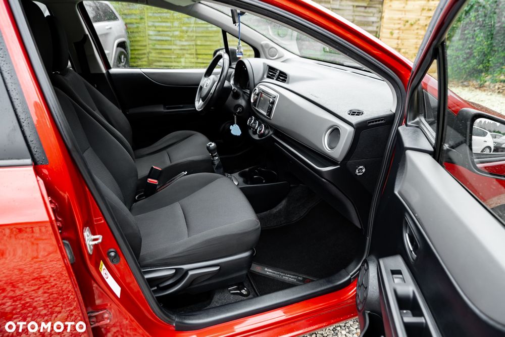Toyota Yaris 1.33 Dynamic - 24