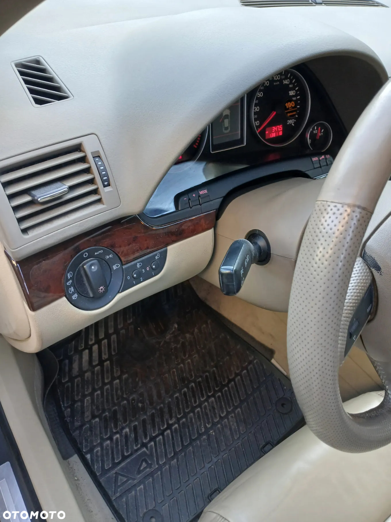 Audi A4 Avant 2.0 TDI - 11