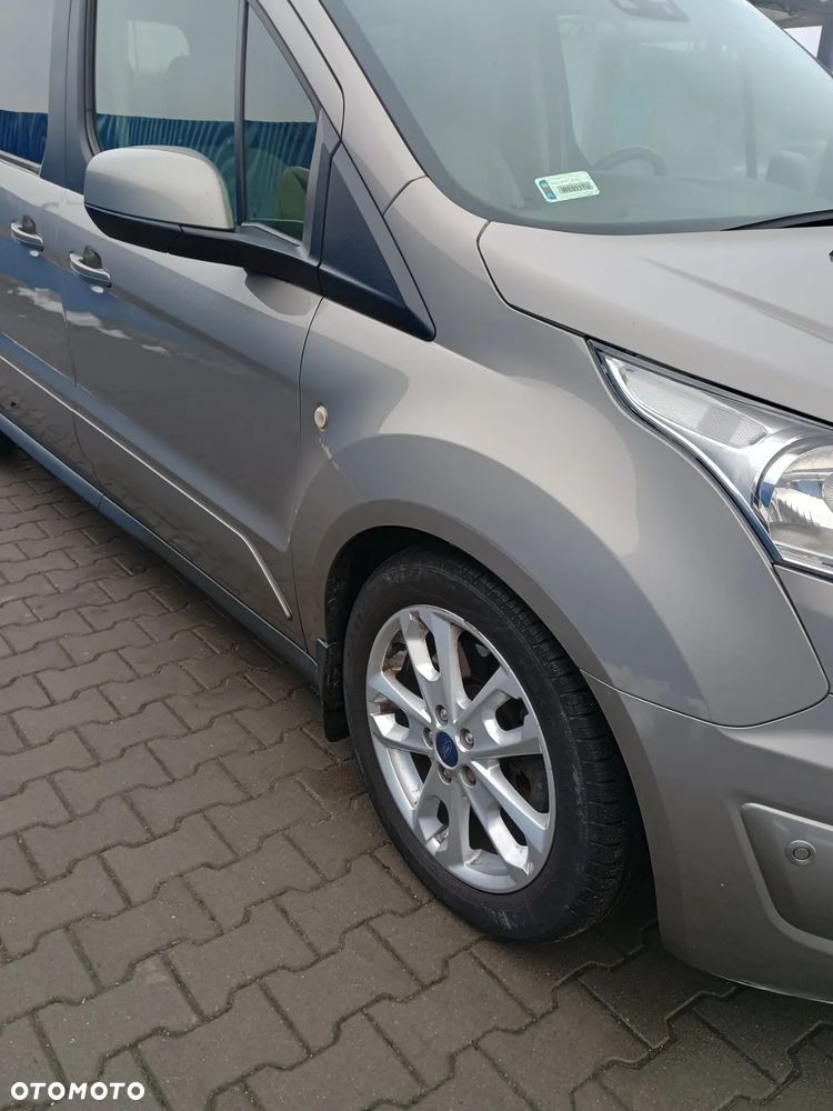 Ford Tourneo Connect - 12