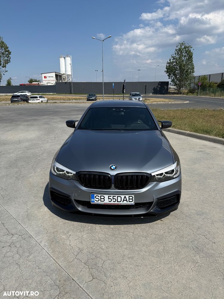 BMW Seria 5 530d xDrive AT - 8