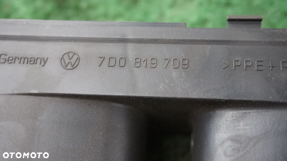 Volkswagen Transporter T4 2.5TDI wlot powietrza regulacja nawiewu 7D0819709 - 3