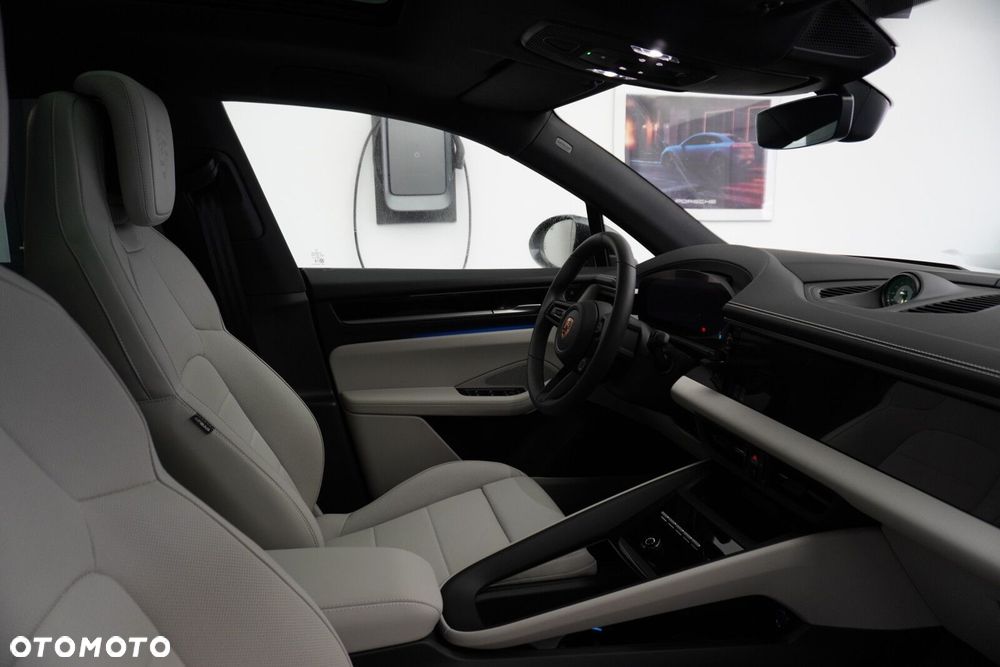 Porsche Macan - 23
