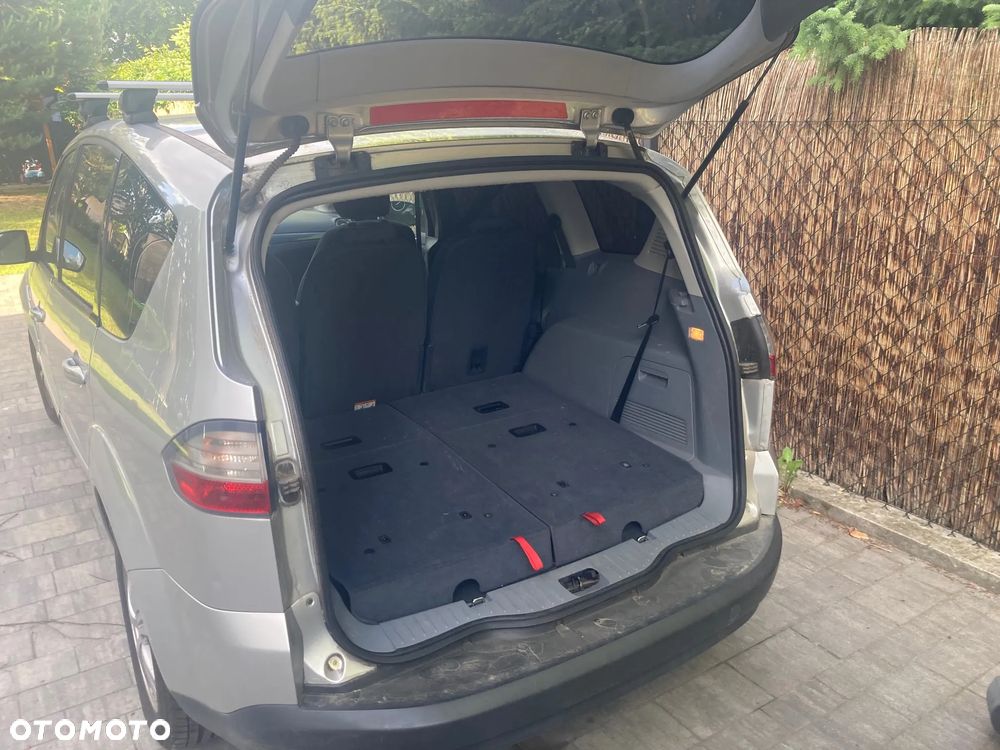 Ford S-Max - 6