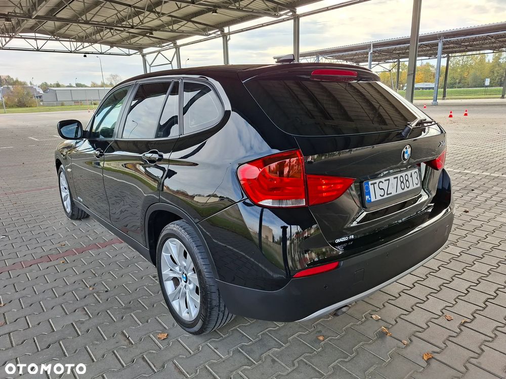 BMW X1 sDrive18d Sport Line - 11