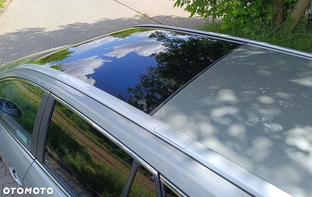 Toyota Avensis 2.0 Prestige NAVI - 19