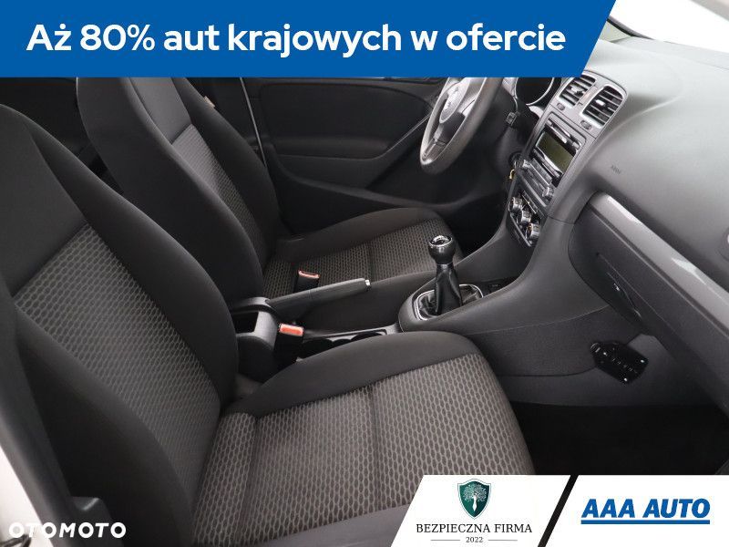 Volkswagen Golf - 11