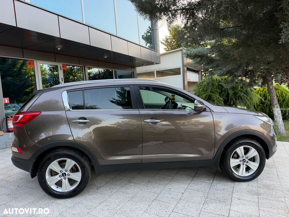 Kia Sportage 2.0 DSL MT 4x4 PREMIUM - 24