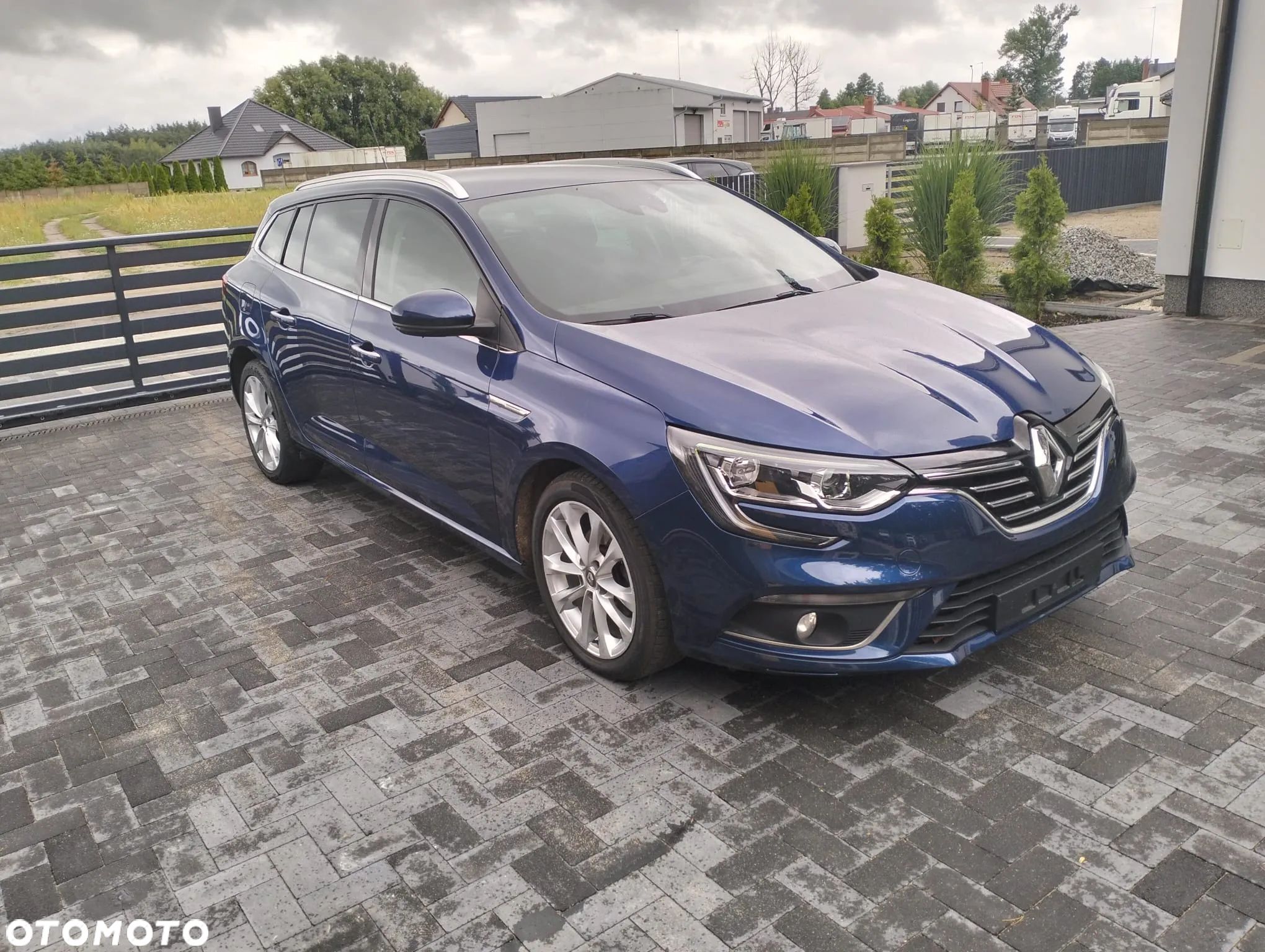 Renault Megane 1.3 TCe FAP Limited EDC - 1