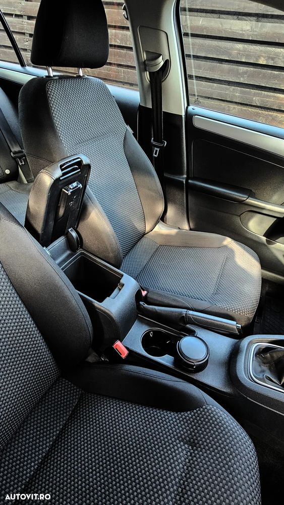 Volkswagen Jetta 1.2 TSI Trendline - 15