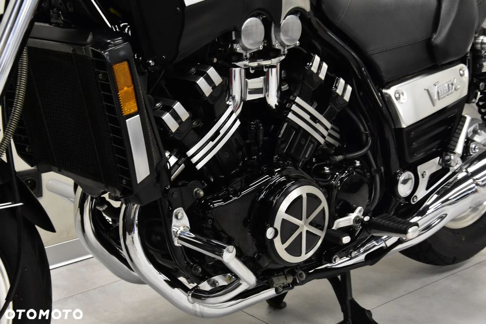 Yamaha V-MAX - 28