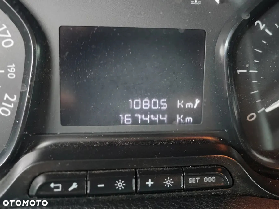 Opel VIVARO - 23