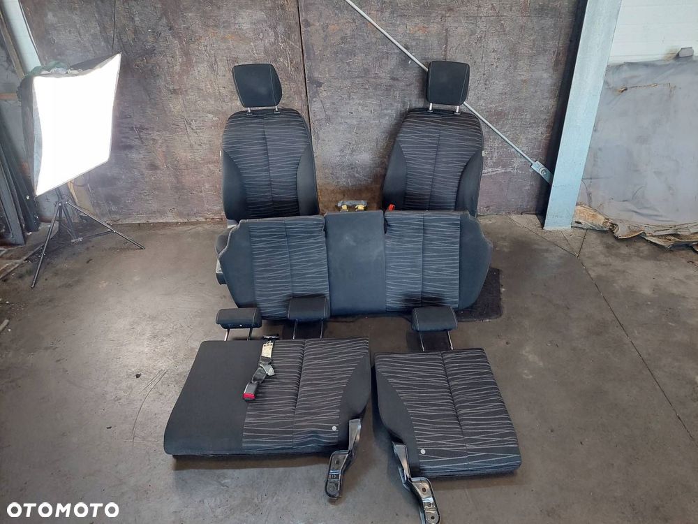 FOTELE KOMPLET LEWY PRAWY KANAPA TYŁ MAZDA 2 DE 5D - 1