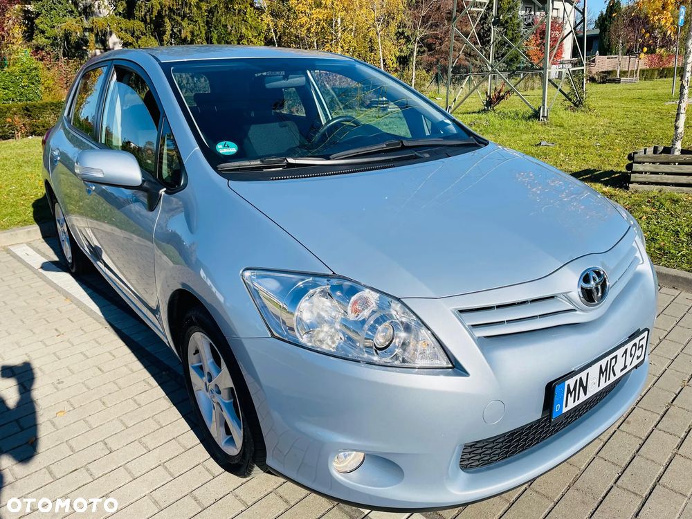 Toyota Auris 1.6 Executive - 7
