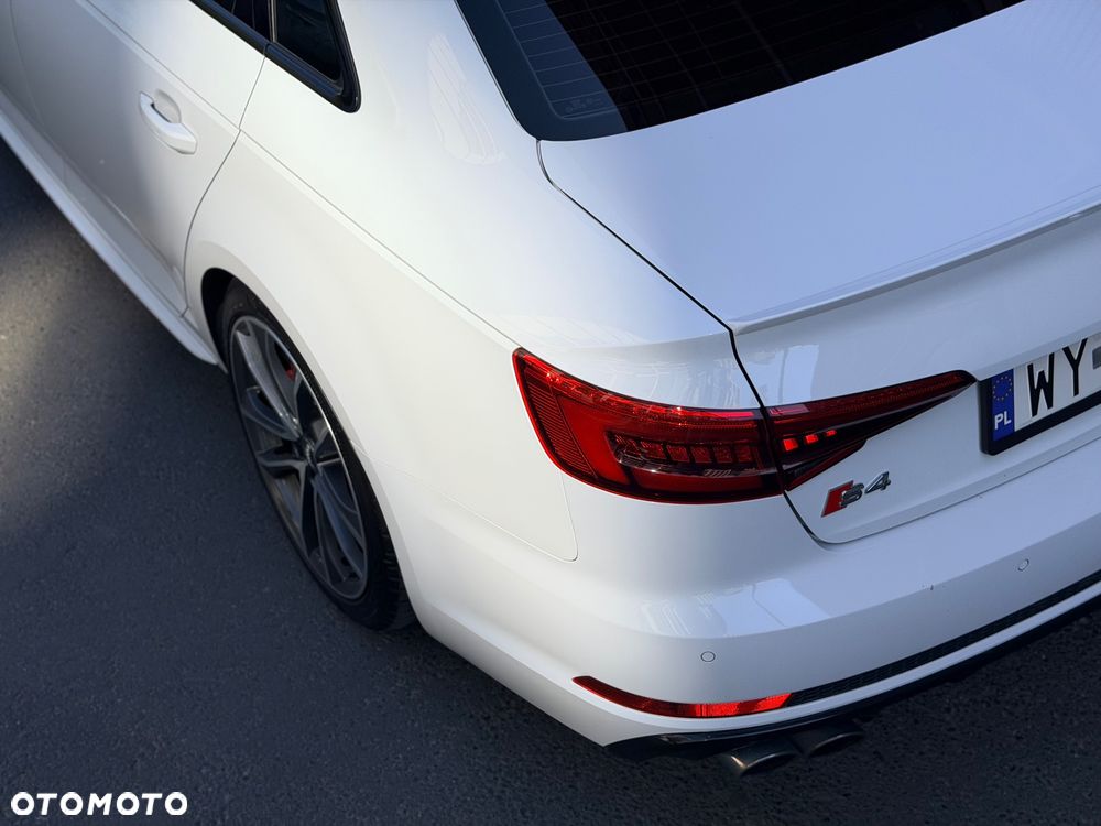 Audi S4 Limousine - 8