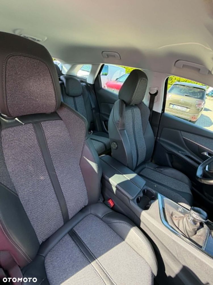 Peugeot 3008 1.2 PureTech Allure Pack S&S - 15