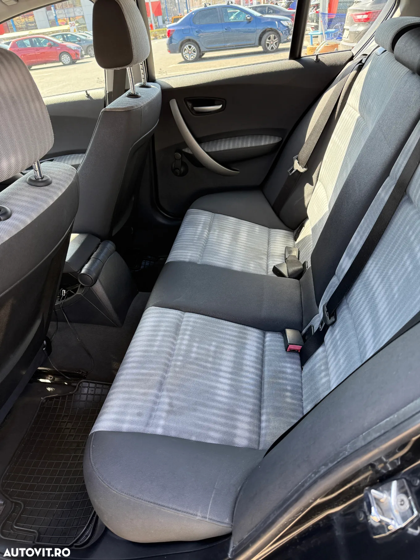 BMW Seria 1 118d - 11