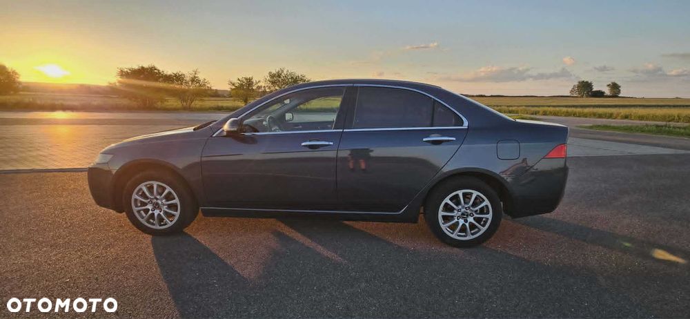 Honda Accord - 4
