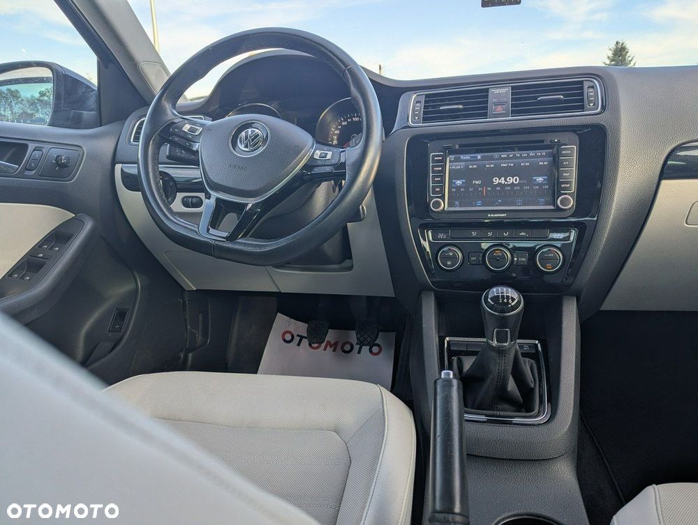 Volkswagen Jetta 1.4 TSI BMT Highline - 21