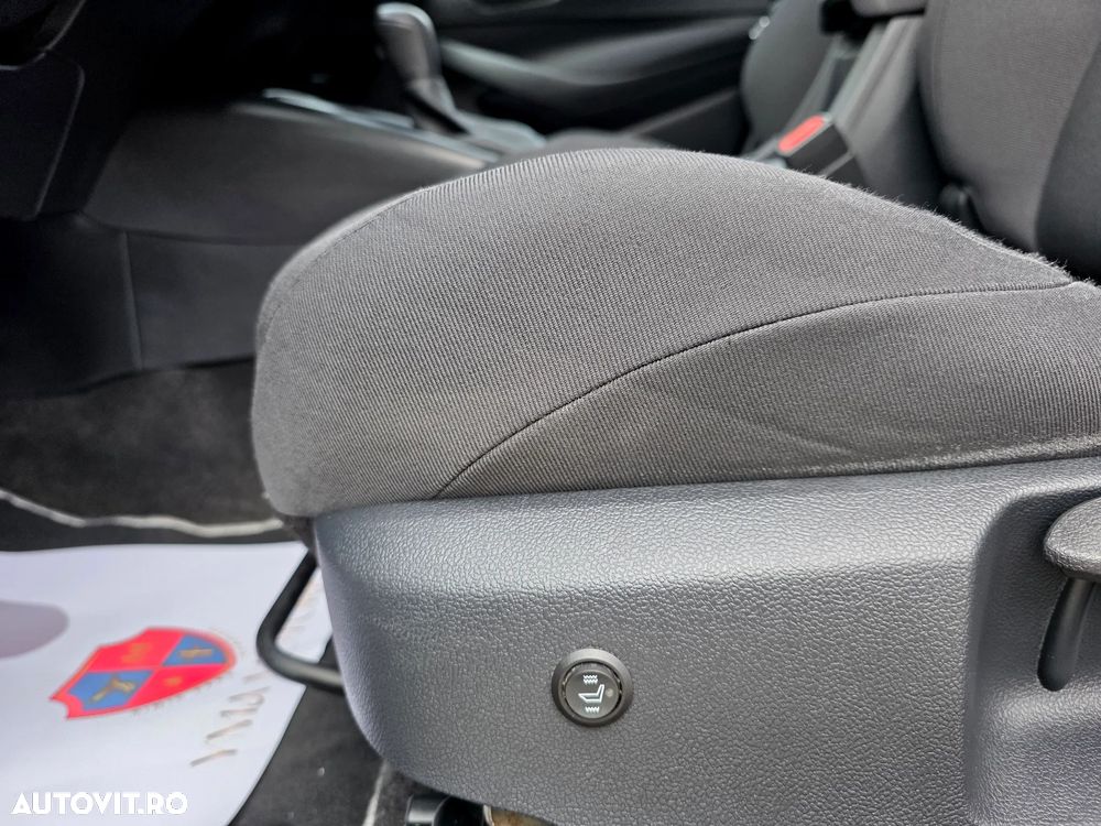 Toyota Corolla 1.8 HSD Business - 13