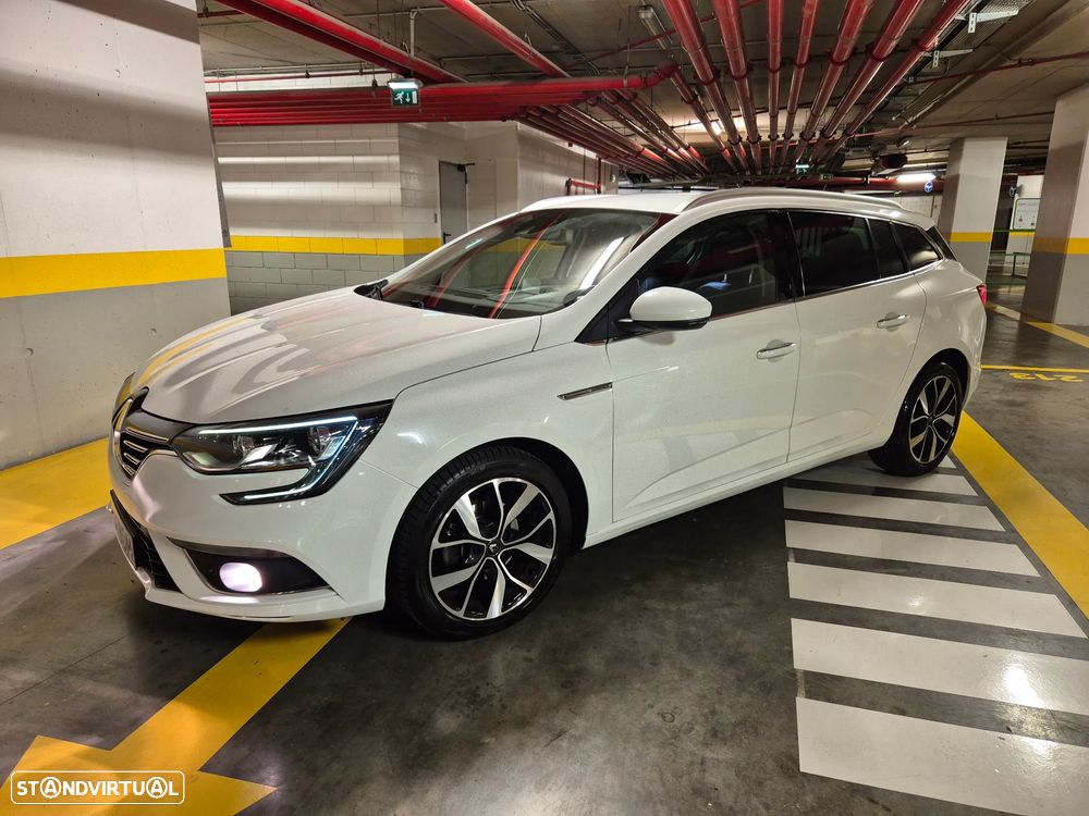 Renault Mégane Sport Tourer 1.5 Blue dCi Bose Edition - 1