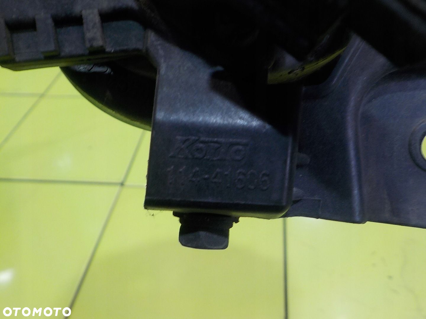 MAZDA CX7 LIFT 2.2 D 10r halogen lewy - 3