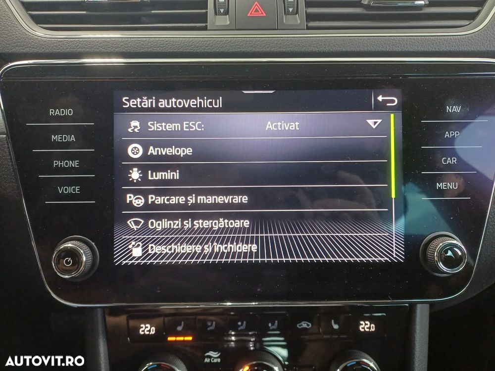 Skoda Superb 2.0 TDI DSG Ambition - 17