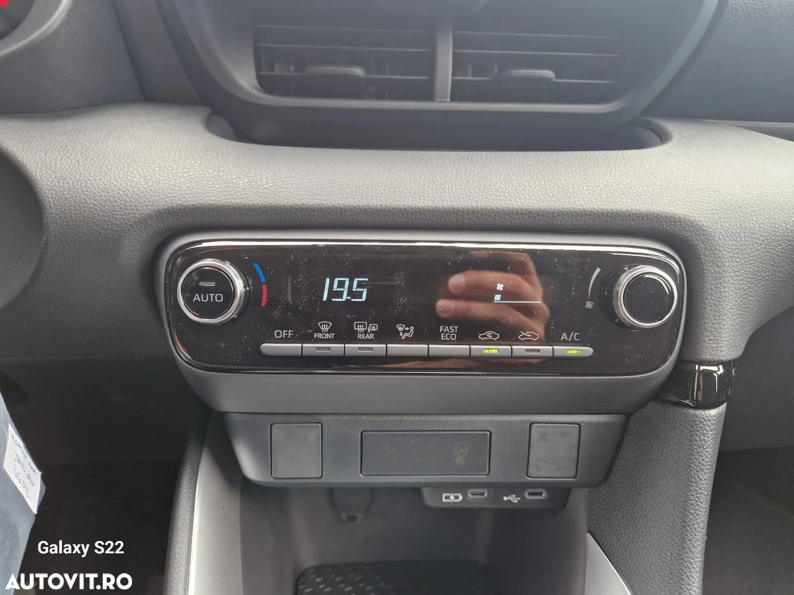 Toyota Yaris 1.5 VVT-i HSD Eco - 16
