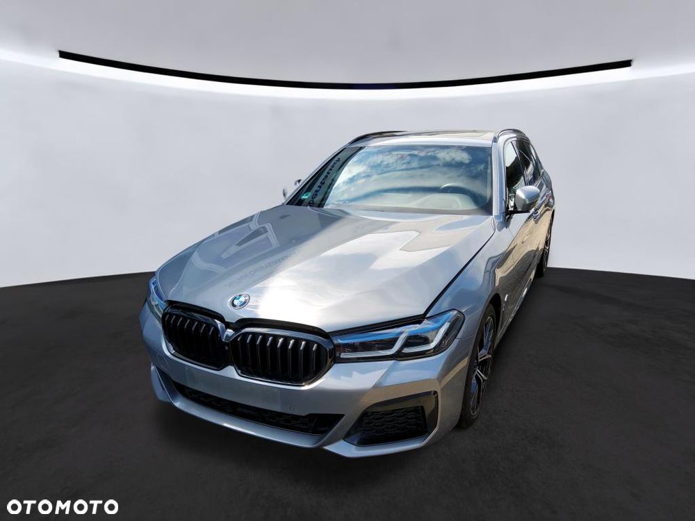 BMW Seria 5 530d xDrive mHEV M Sport sport - 3