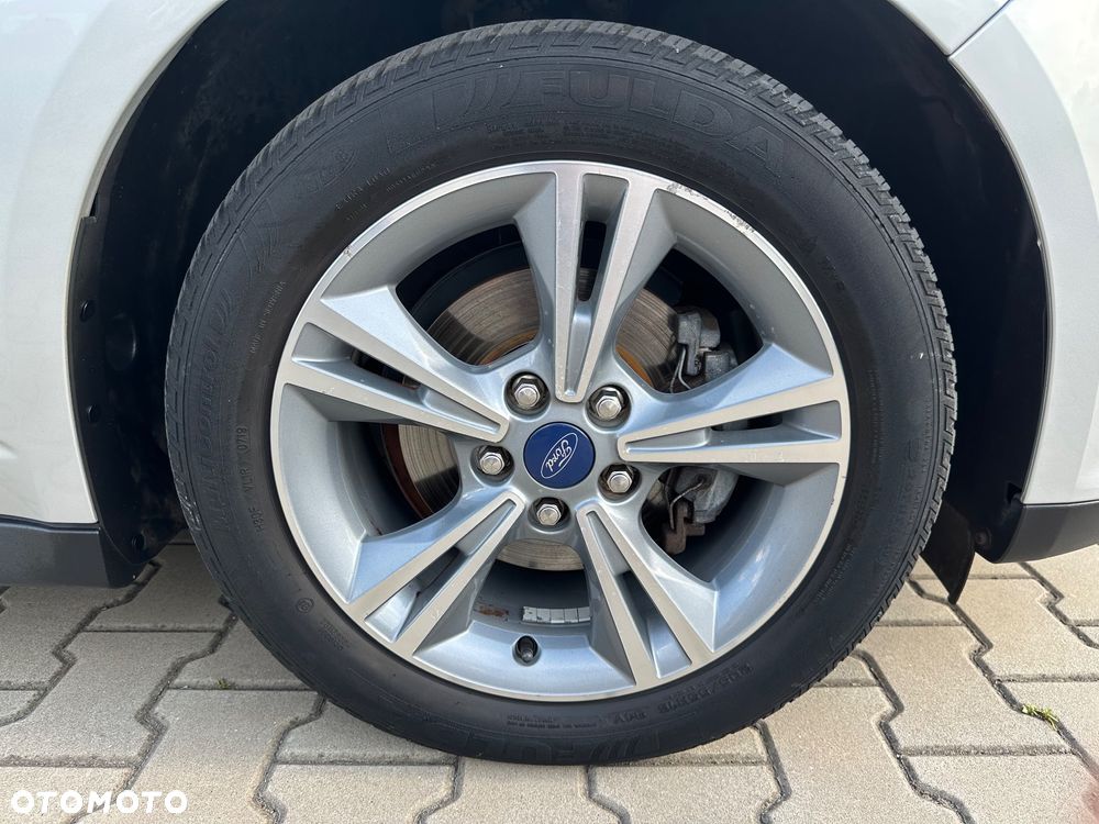 Ford C-MAX 1.6 Ti-VCT SYNC Edition - 31