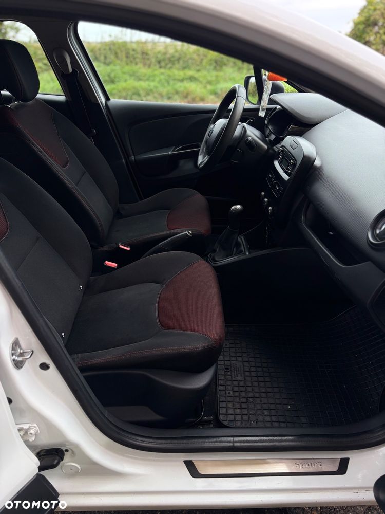Renault Clio 1.2 16V Alize - 8