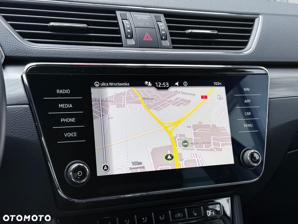 Skoda Superb 2.0 TDI SCR Style DSG - 36