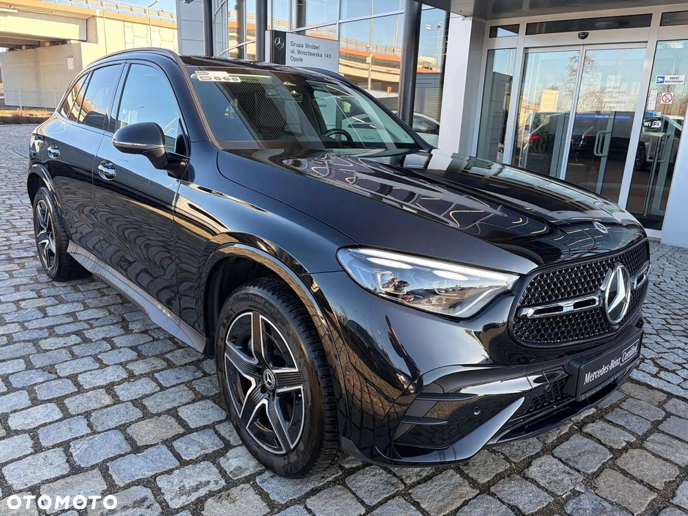 Mercedes-Benz GLC 300 e PHEV 4-Matic AMG Line - 1