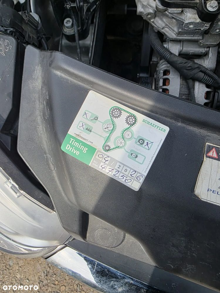 Peugeot 208 PureTech 82 Start & Stop Allure - 23