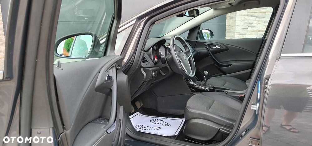 Opel Astra 1.6 ECOTEC DI Turbo ecoFLEX St Exklusiv - 14