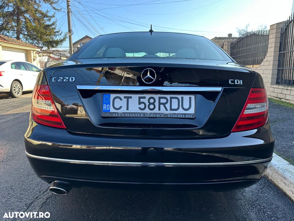 Mercedes-Benz C 220 d 4MATIC Aut. - 4