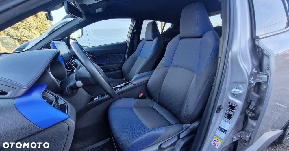 Toyota C-HR 1.2 T Dynamic - 26