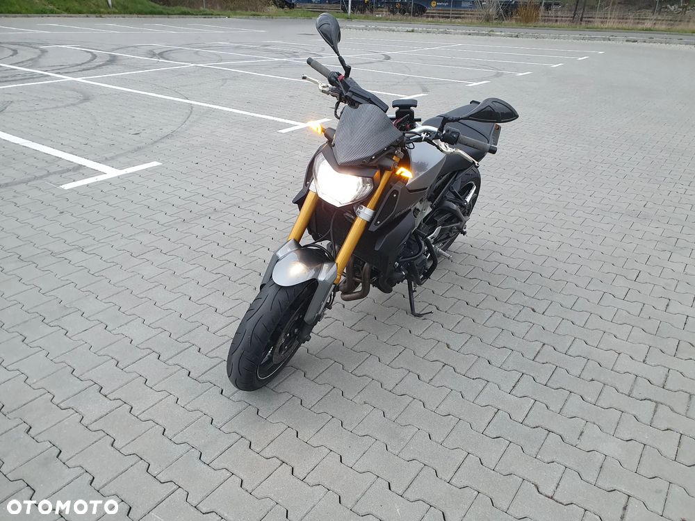 Yamaha MT - 16