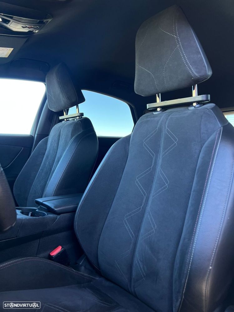 DS DS7 Crossback 1.5 BlueHDi Performance Line EAT8 - 7