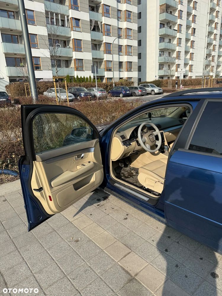 Audi A4 Avant - 13