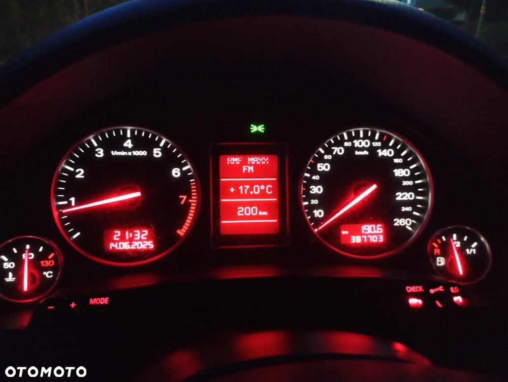Audi A4 2.0 - 22