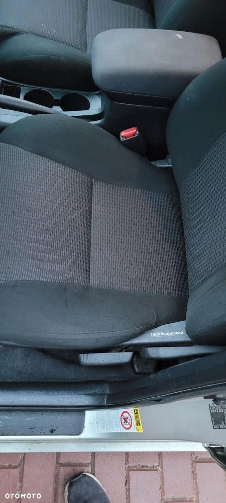 Toyota Corolla 1.6 VVT-i Terra - 9