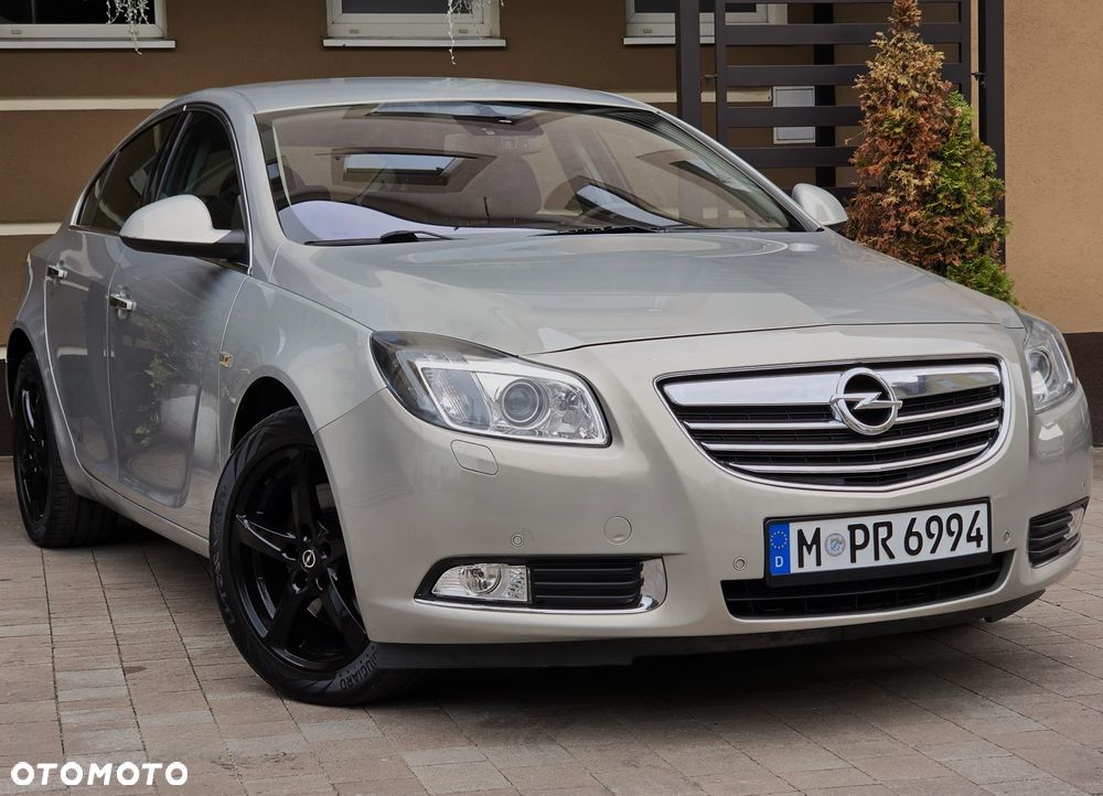 Opel Insignia 2.0 Turbo Cosmo - 16