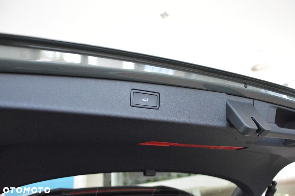 Volkswagen Tiguan 2.0 TDI R-Line Plus DSG - 25