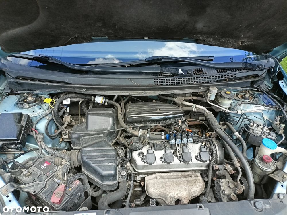 Honda FR-V - 15