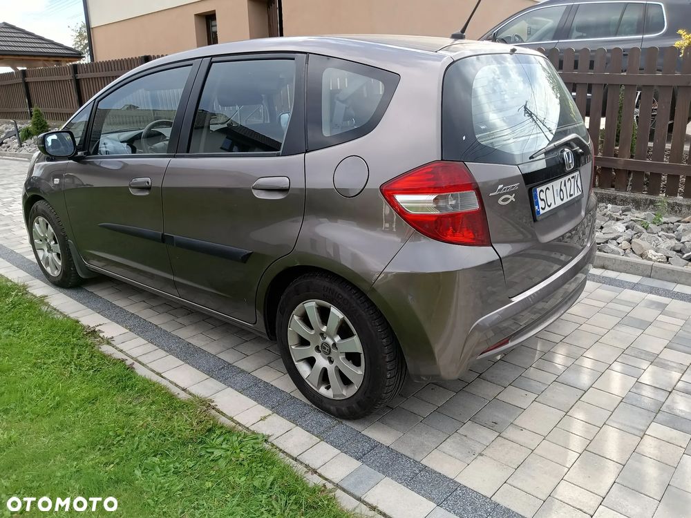 Honda Jazz 2013 photo 2